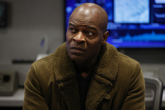 Imagen de The Blacklist (T10): Ep.11 El hombre del sombrero - 5