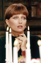 Imagen de El discreto encanto de la burguesía - 8