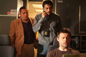 Imagen de Los Hombres de Paco (T2): Ep.5 Aterriza con las muelas - 3