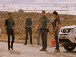 Imagen de Mar de Plástico (T1): Ep.13  - 2