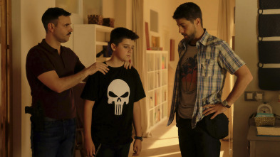 Imagen de Mar de Plástico (T2): Ep.1 Deshacer lo andado - 2