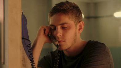 Imagen de Mar de Plástico (T2): Ep.3 Cowboy de medianoche - 3