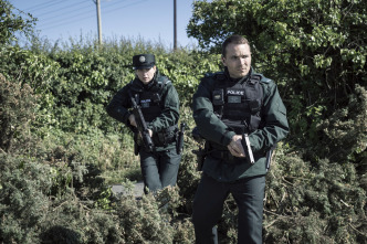 Imagen de (LSE) - Blue Lights (T1): Ep.1 (LSE) - El código - 7