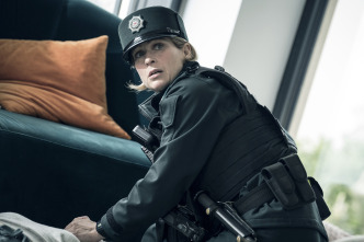 Imagen de Blue Lights (T1): Ep.2 Lote defectuoso - 5