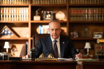 Imagen de Billions (T7): Ep.4 Huracán Rosie - 2