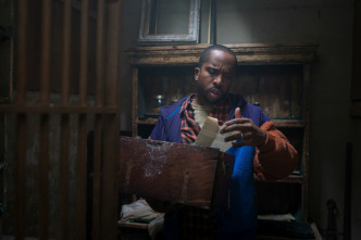 Imagen de (LSE) - Fantasmas (T5): Ep.3 (LSE) - El día de la piña - 2