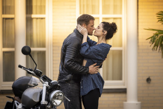 Imagen de (LSE) - La pareja de al lado (T1) - 3
