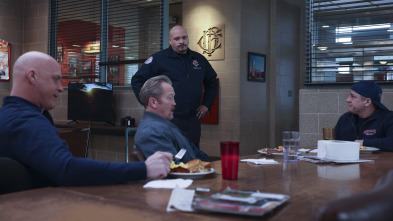 Imagen de Chicago Fire (T11): Ep.15 Control de daños - 6