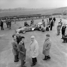 Enzo Ferrari. Todo al rojo