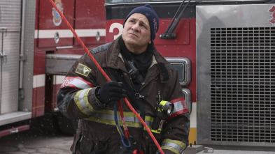 Imagen de Chicago Fire (T11): Ep.21 Cambio de planes - 3