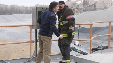 Imagen de Chicago Fire (T11): Ep.21 Cambio de planes - 5