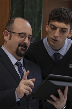Imagen de (LSE) - Muertos S.L. (T1): Ep.2  - 5