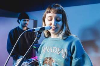 Imagen de Menú Stereo (T18): Julia Amor, Delaporte y Mourn - 3