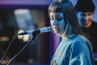 Imagen de Menú Stereo (T18): Julia Amor, Delaporte y Mourn - 10