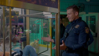 Imagen de 9-1-1 (T1): Ep.7 Luna llena (de lo más espeluznante) - 1