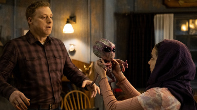 Imagen de Resident Alien (T3): Ep.7 Aquí viene mi bebé - 1