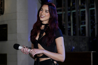 Saturday Night Live (T49): Dua Lipa