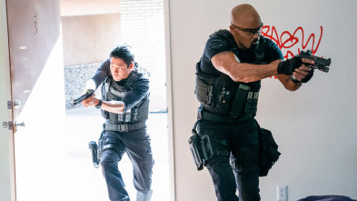 Imagen de S.W.A.T.:  Los... (T7): Ep.12 Lealtad - 4