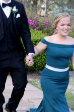 Imagen de ¡Menuda familia! (T6): Beso y desplante en la graduación - 1