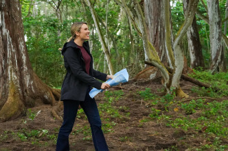 Imagen de NCIS: Hawai'i (T2): Ep.18 Migas de pan - 4