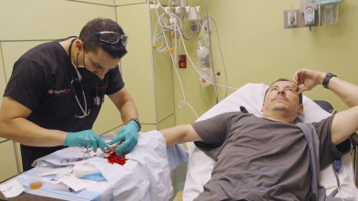 Imagen de Urgencias: Atención...: Hinchado, infectado, atravesado - 2