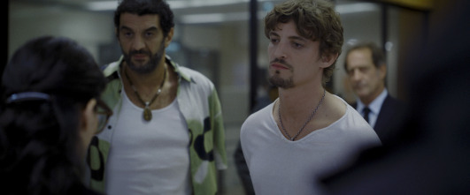 Imagen de Sangre y dinero (T1): Ep.6  - 8