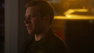 Imagen de 9-1-1 (T7): Ep.9 Cenizas, cenizas - 1