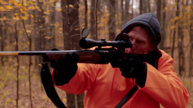 Imagen de Encuentros letales (T3): Ep.12 Terror en el bosque - 2