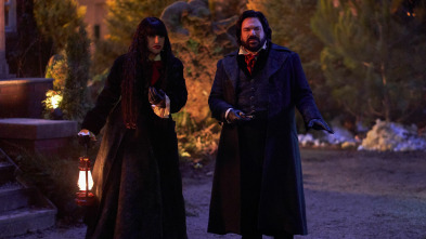 Imagen de Lo que hacemos en... (T2): Ep.6 A la fuga - 2