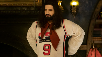Imagen de Lo que hacemos en... (T2): Ep.10 Nouvea Théâtre Des Vampires - 2