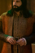 Imagen de Lo que hacemos en... (T4): Ep.1 Reunidos - 1