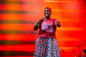Imagen de Glastonbury 2024 (T1): Ep.1 - 6