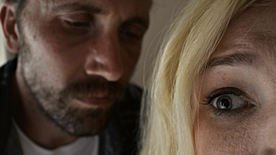 Imagen de ¿Solo en casa?: Una madre y un loco - 2