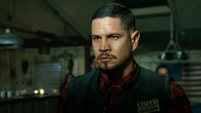 Mayans M.C. (T4): Ep.1 Limpiando el templo