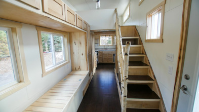 Imagen de Minicasas sobre... (T2): Una joven pareja construye una pequeña casa de abedul - 2