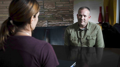 Imagen de UFO Witness (T2): Ep.1 Los cambiaformas - 2