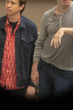 Imagen de Crashing (T3): Ep.4 Presentador, telonero y cabeza de cartel - 1