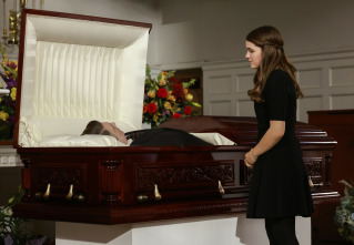 El joven Sheldon (T7): Ep.13 Funeral