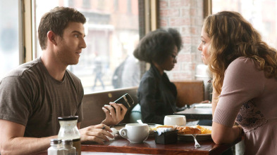 Imagen de Buscarse la vida... (T2): Ep.3 Money, Power, Private School - 2
