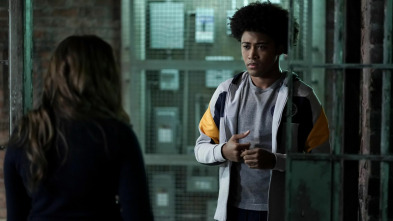 Imagen de Legacies (T1): La muerte no para de llamar a mi puerta - 2