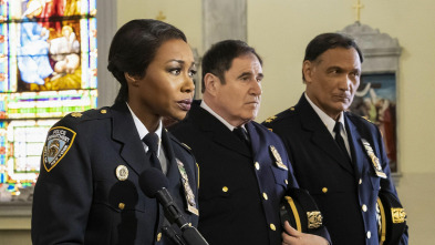 Imagen de East New York (T1): Ep.13 Nosotros no provocamos el incendio - 2