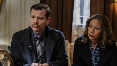 Imagen de East New York (T1): Ep.14 La familia diezma - 2
