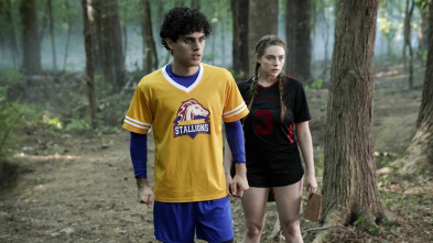 Imagen de Legacies (T2): Ep.3 Me Recuerdas a Alguien que Conocí - 2