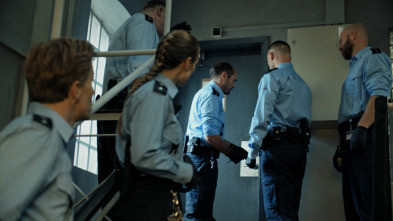 Imagen de Prisoner (T1): Ep.2  - 6