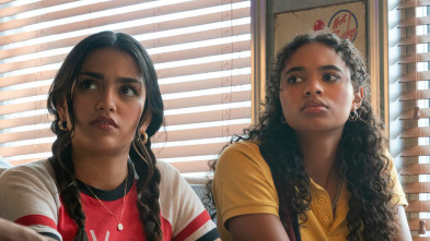 Imagen de Pequeñas... (T2): Ep.2  - 2