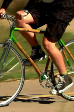 Imagen de Así se hace: Bicicletas de bambú, esculturas con motosierra, caramelos para el aliento y transmisiones manuales p - 2