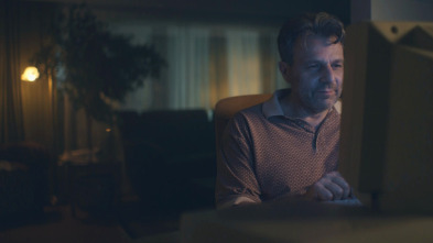 Imagen de Crímenes en la red: Amor contaminado - 2