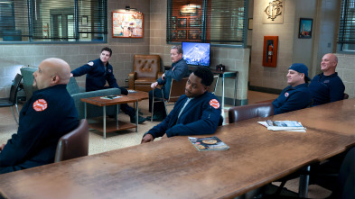 Imagen de Chicago Fire (T12): Ep.3 Atrapados - 5