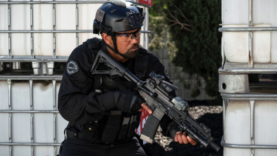 Imagen de S.W.A.T.: Los... (T4): Ep.7 En llamas - 1