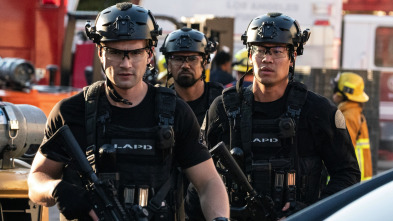 Imagen de S.W.A.T.: Los... (T4): Ep.7 En llamas - 5